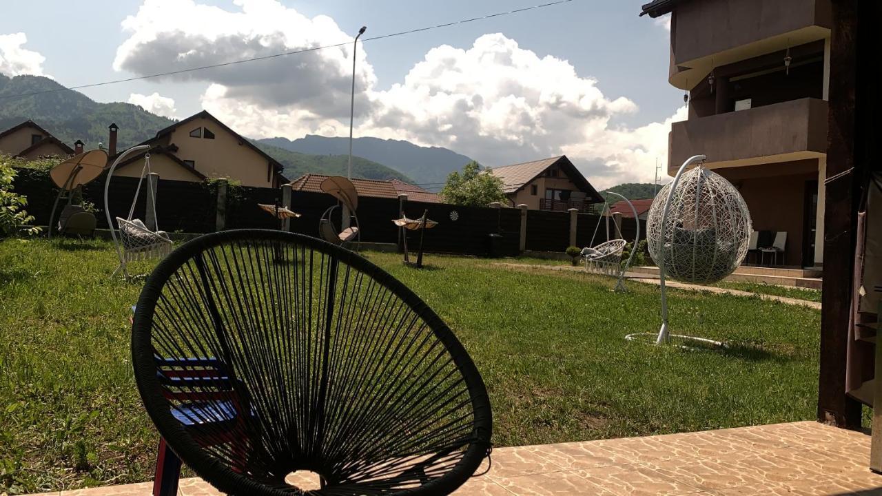 Vila Mik Guesthouse Săcele Dış mekan fotoğraf
