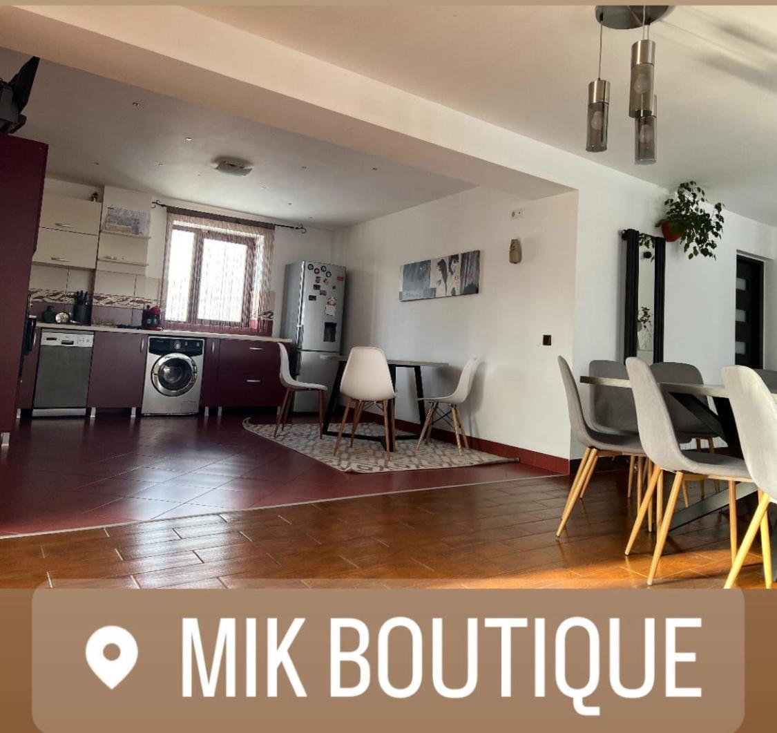 Vila Mik Guesthouse Săcele Dış mekan fotoğraf